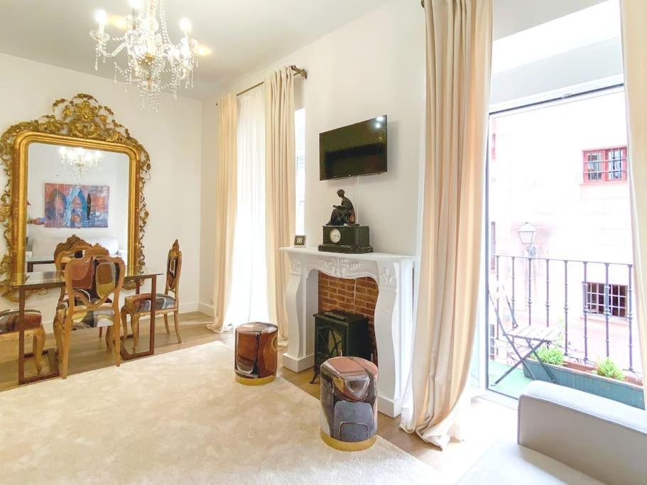 New Lavapies Spacious Flat, 2 Bedrooms And 2 Balconies Madrid Bagian luar foto